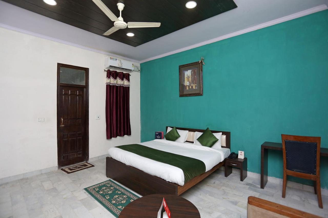 Oyo 14543 Royal Palace And Banquets Mathura Luaran gambar