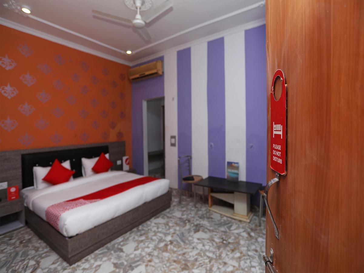 Oyo 14543 Royal Palace And Banquets Mathura Luaran gambar